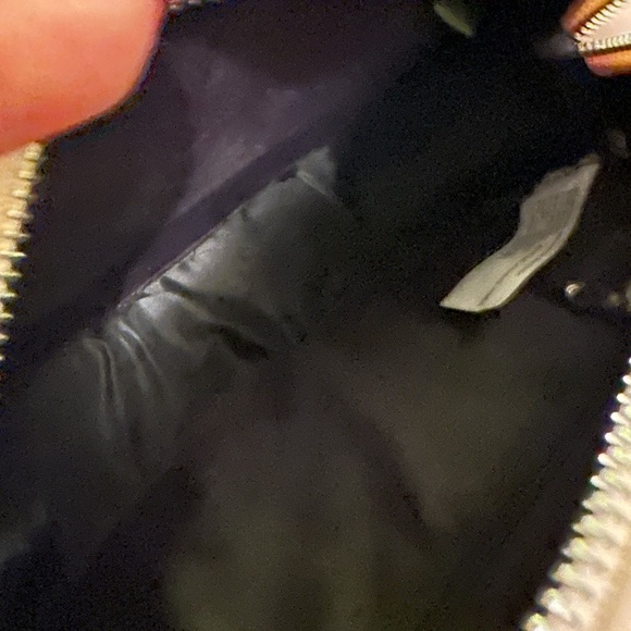 Round Pink Shoulder Bag/Crossbody - Picture 4 of 6